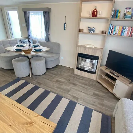 Gannets Rest - Spacious Static Caravan With Sea Views Polperro